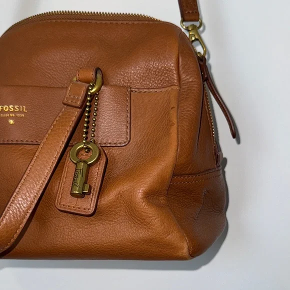 Fossil Leather Satchel - Picture 11 of 14